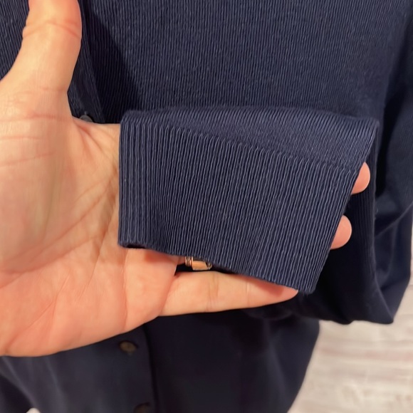 CROFT & BARROW cardigan #1380, size medium - Picture 3 of 8